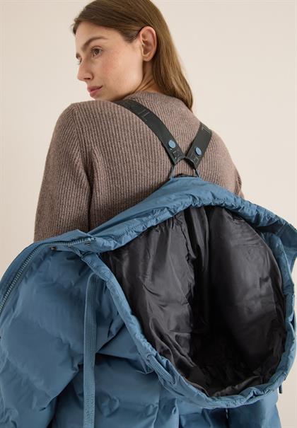 Mantel mit nahtloser Steppung moonstone blue