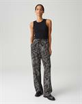 Marou palm leaves black