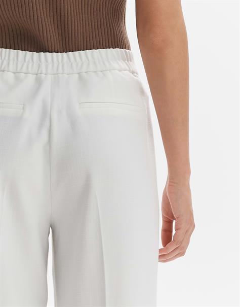 Marzena asymmetric milk