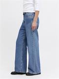 medium blue denim