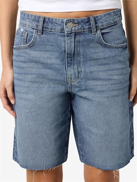 medium blue denim
