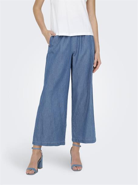 medium blue denim