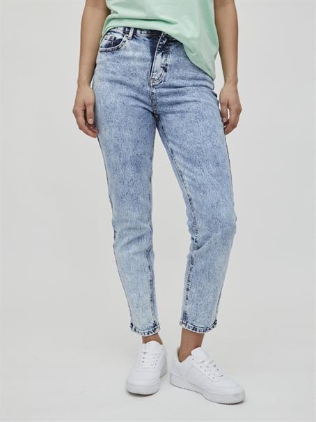 medium blue denim