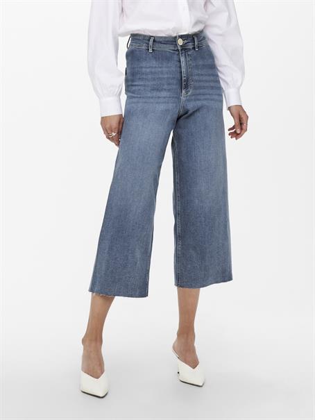 medium blue denim