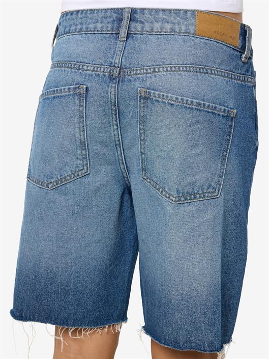 medium-blue-denim