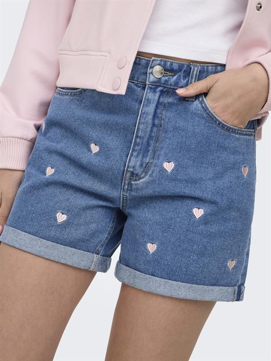 medium-blue-denim