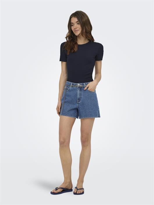 medium-blue-denim