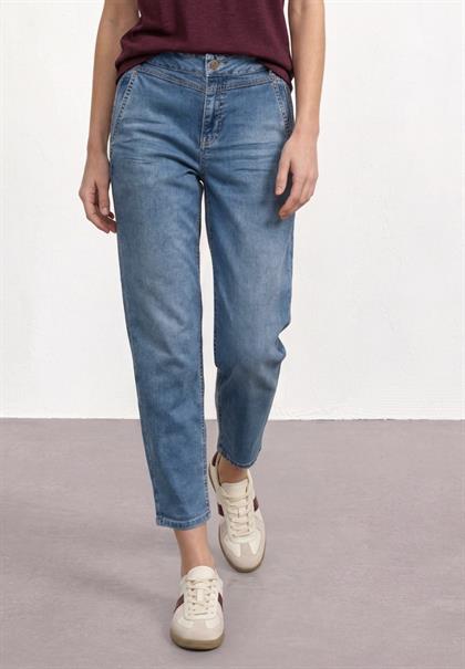 medium blue random wash