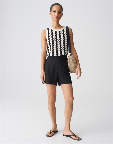 Melane oasis black