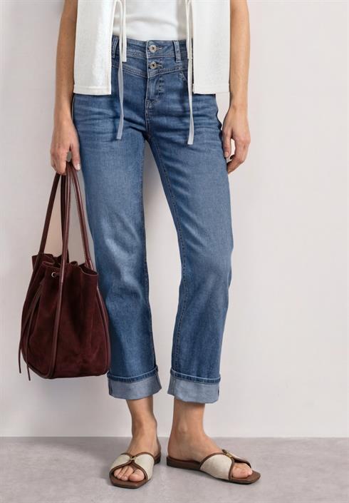 mid-blue-authentic-washed