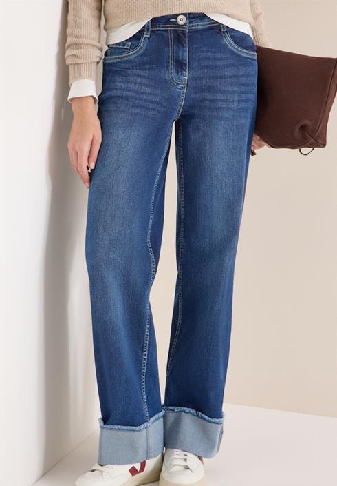 mid-blue-used-wash