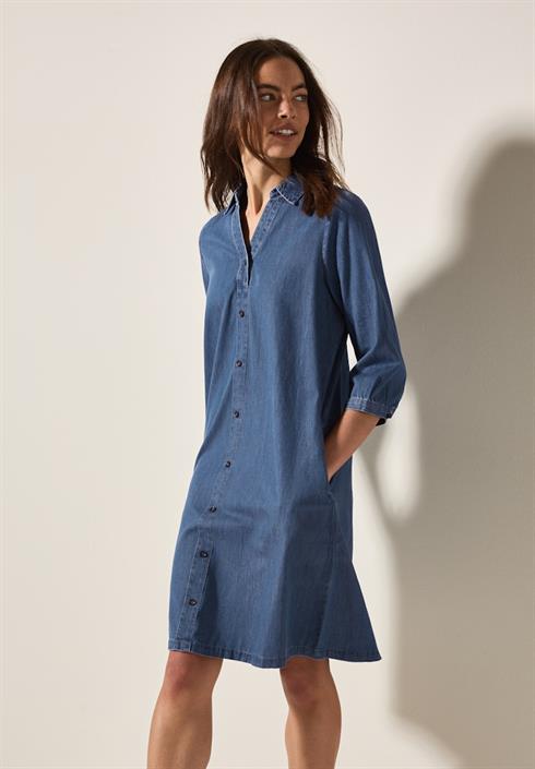 mid-blue-wash