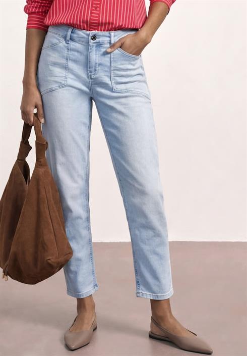 mid-waist-jeans-im-chino-look-ultra-bleached-washed