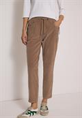 Mid Waist Slim Leg Hose im Casual Fit earthy taupe