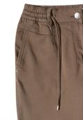 Mid Waist Slim Leg Hose im Loose Fit coffee taupe