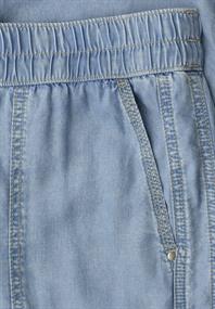 Mid Waist Slim Leg Hose im Washed-Look light blue soft wash