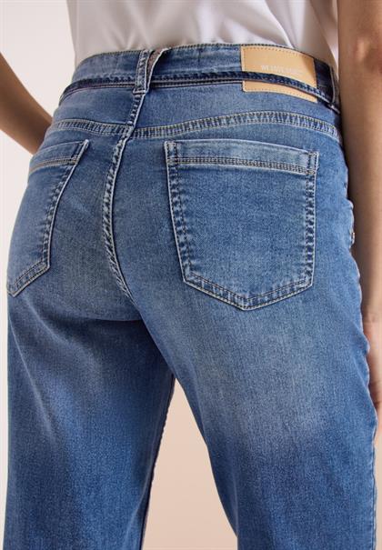 Mid Waist Slim Leg Jeans im Casual Fit mid blue used wash