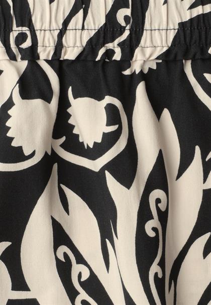 Midi-Rock mit Volants und Print black