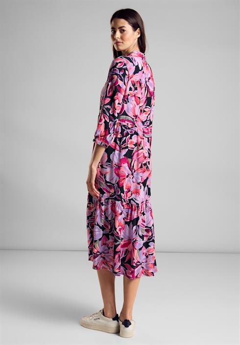 midikleid-mit-print-magnolia-pink