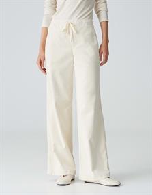 Mileni track soft cream