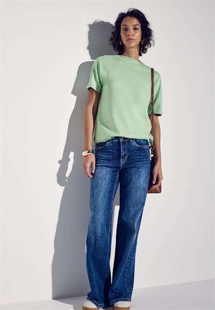 milky green