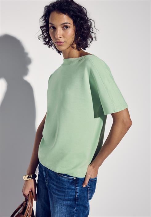 milky-green