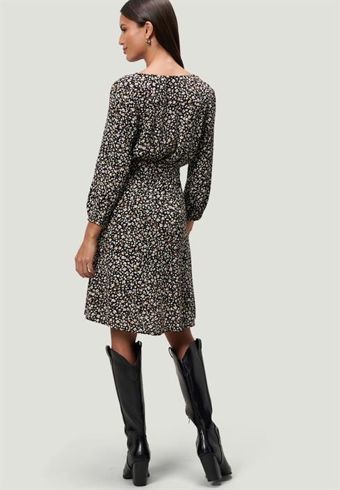 minikleid-mit-blumendruck-blackcream