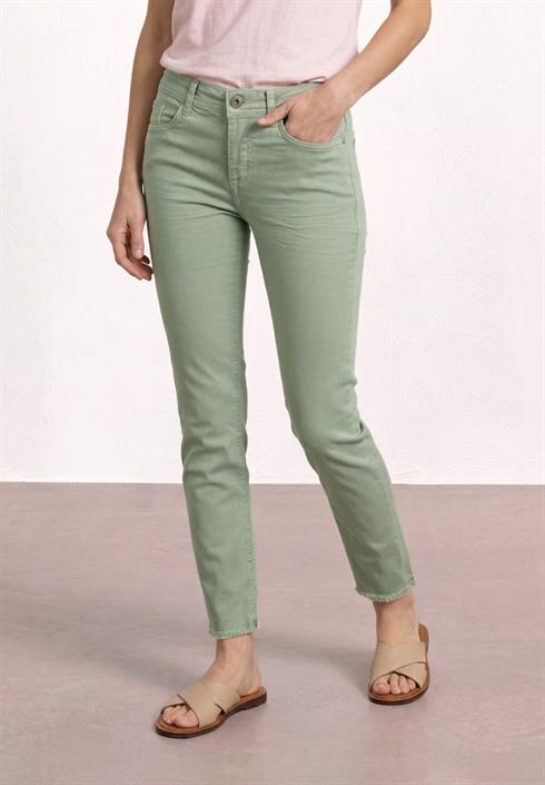 mint-green-washed