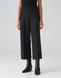 Misha festive black