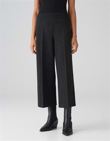 Misha festive black
