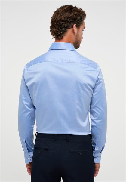 mittelblau