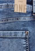 Mittelblaue Casual Fit Jeans indigo random wash