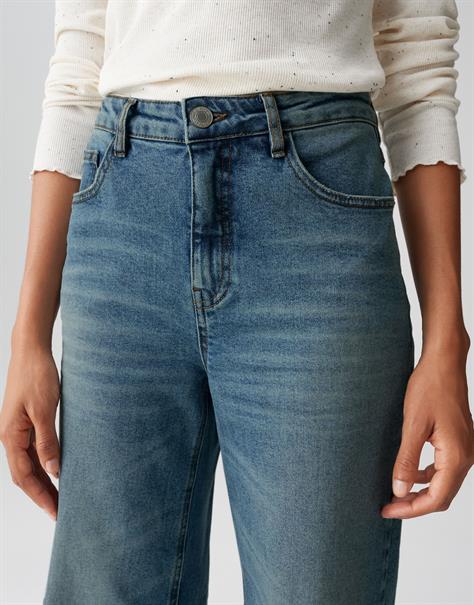 Miva escape light modern blue