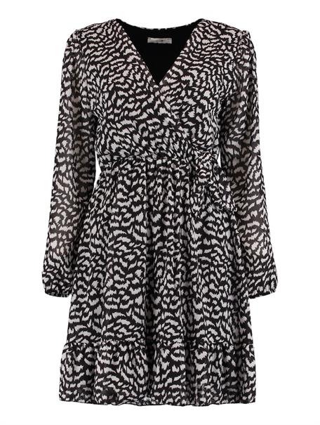 Modell: SH P DR Romina 2021 black leo