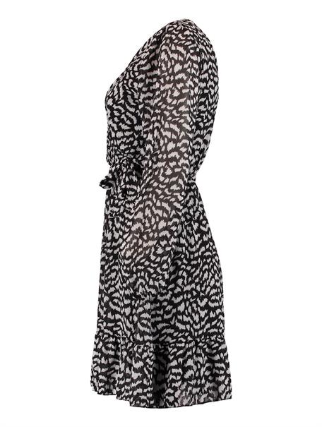Modell: SH P DR Romina 2021 black leo