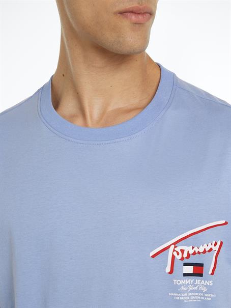 moderate blue
