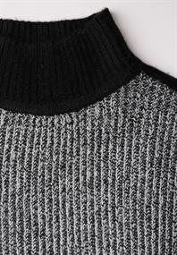 Mouliné Pullover black