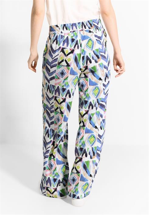 multicolor-print-hose-vanilla-white