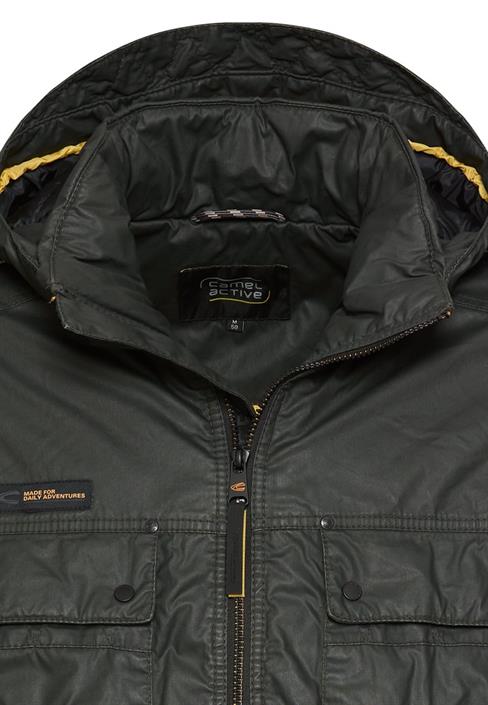multipocket-jacke-aus-gewachster-baumwolle-dark-olive-green