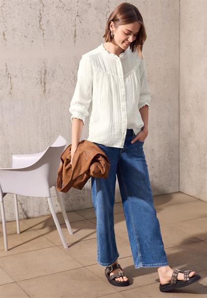 Musselin-Bluse mit Rüschen off white