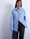 navy blazer