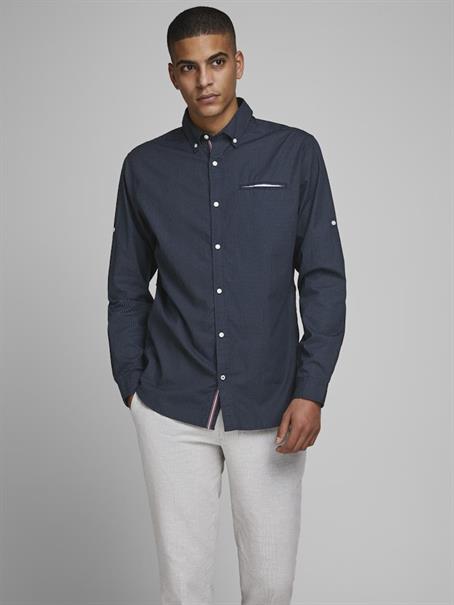 navy blazer