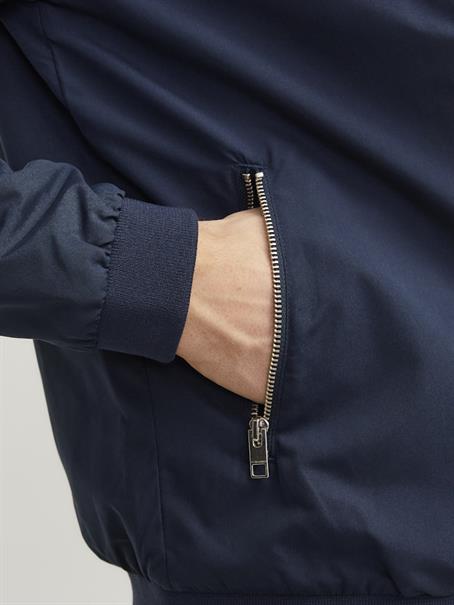 navy blazer