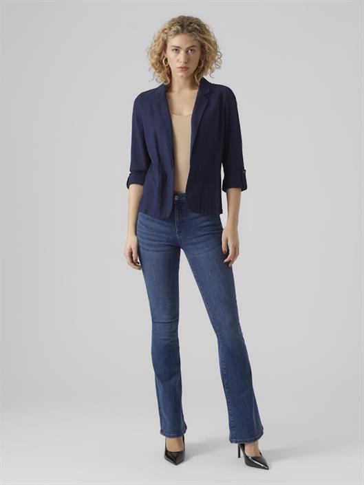navy-blazer