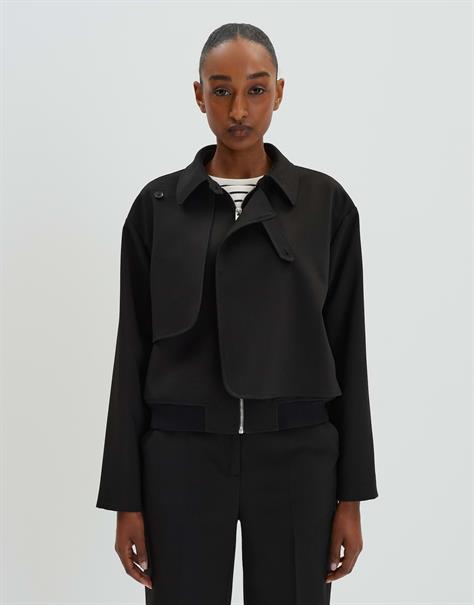 Necilia black