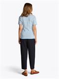 NEW SLIM CODY V-NECK SS ecru- blue spell stp