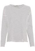 night blue-off white