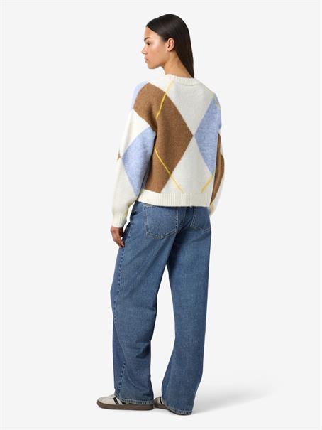 NMARMIE L/S O-NECK ARGYLE KNIT FWD cloud dancer