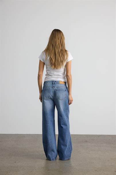 NMBRANDY NW LOOSE JEANS VI552MB APJ NOOS medium blue denim