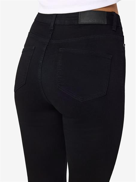 NMCALLIE HW SKINNY BLACK JEANS NOOS black denim